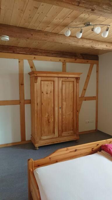 Mothsgut - Moderne Ferienwohnung Auf Dem Bauernhof Im Erzgebirge Oelsnitz  エクステリア 写真