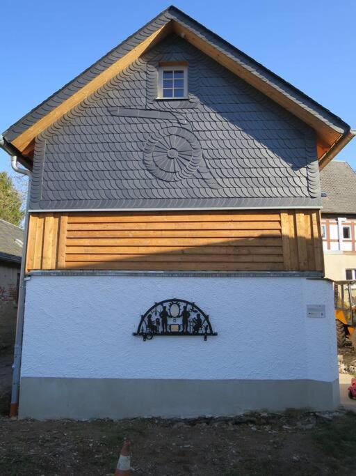 Mothsgut - Moderne Ferienwohnung Auf Dem Bauernhof Im Erzgebirge Oelsnitz  エクステリア 写真